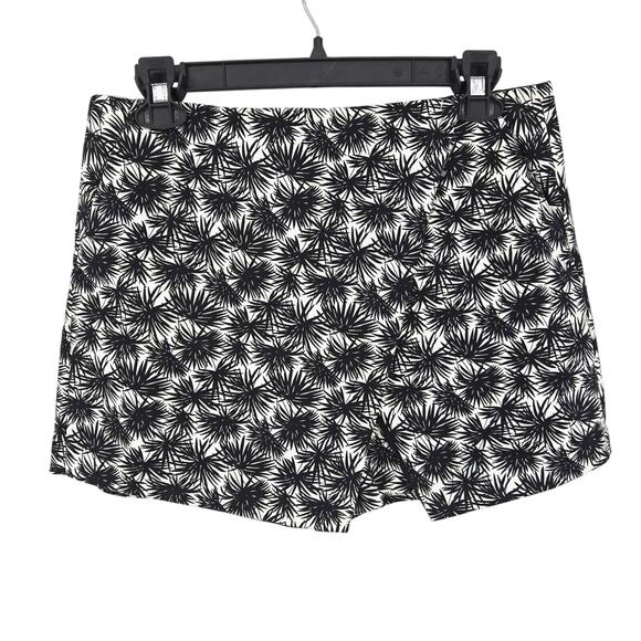 Michael Kors Shorts Womens 10 White Black Stretch Skort Back Zip Tenniscore - Picture 1 of 9